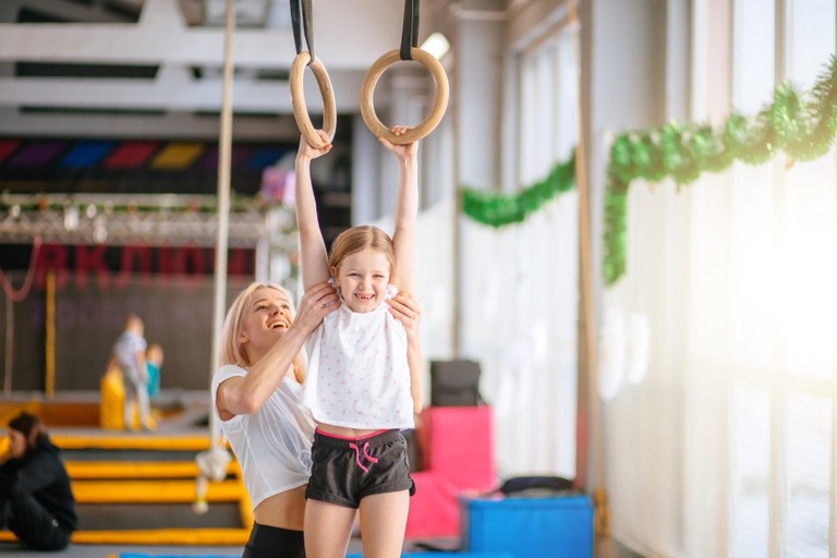 Objevte široký sortiment českého výrobce gymnastického vybavení: trampolíny, kladiny, gymnastické koně, švédské bedny. Kvalitní nářadí pro začínající i pokročilé gymnasty moderní a sportovní gymnastiky